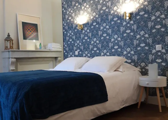 ベッド・アンド・ブレックファスト La Bleue